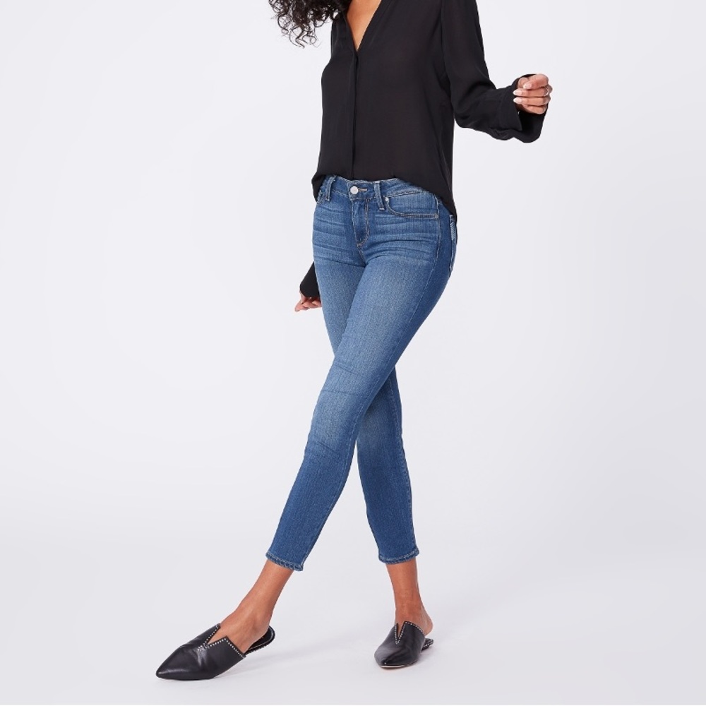 Paige 💙 Verdugo crop jeans